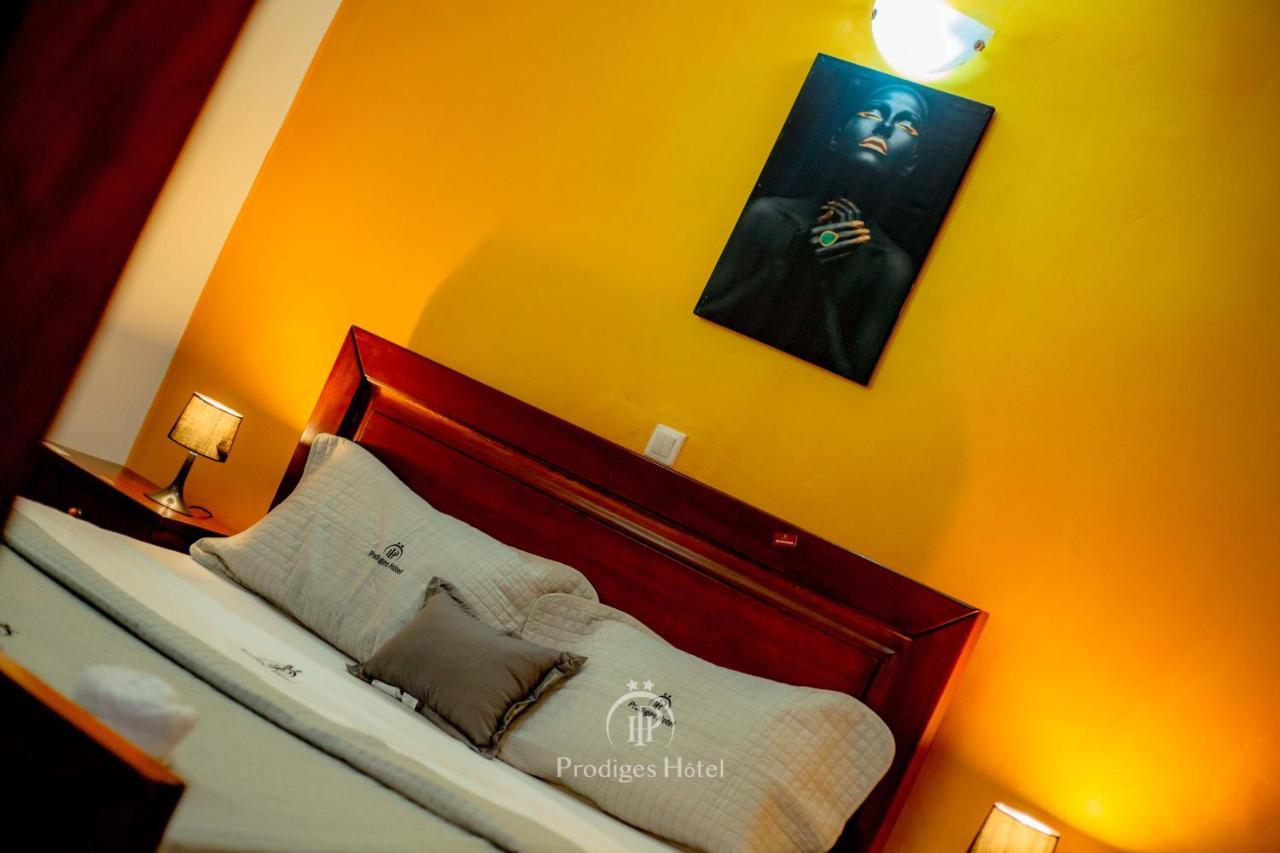Prodiges Hotel Yaounde Exterior photo