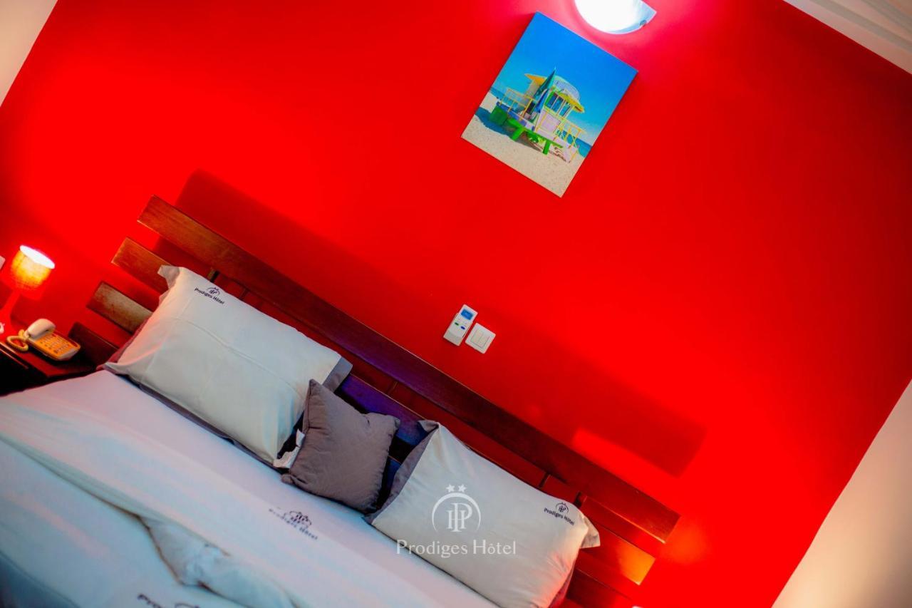 Prodiges Hotel Yaounde Exterior photo