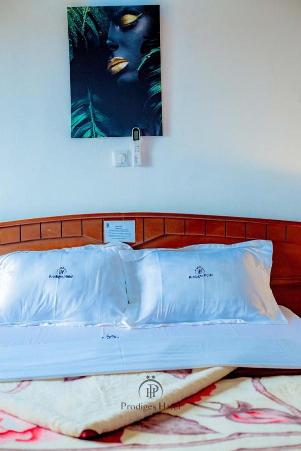 Prodiges Hotel Yaounde Exterior photo