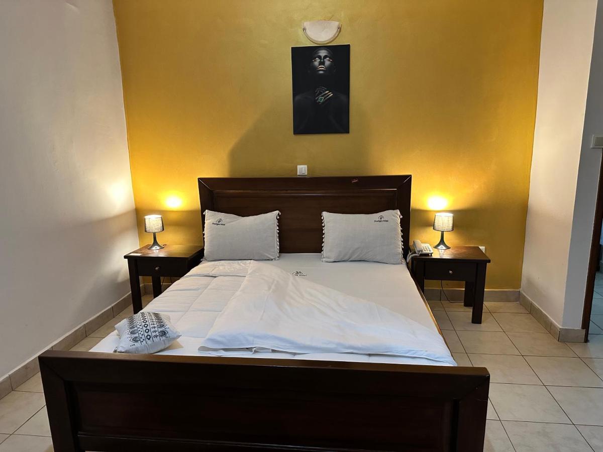Prodiges Hotel Yaounde Exterior photo
